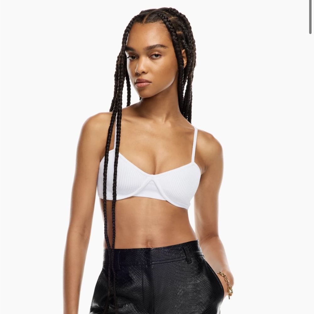 Aritzia Babaton Sculpt Knit Bra Top - White M